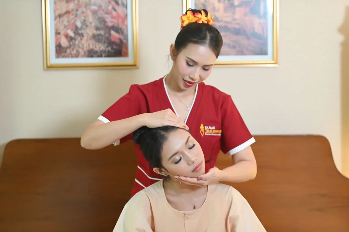 Thai massage